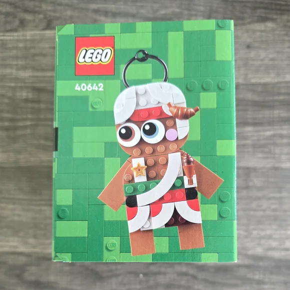 NIB-LEGO Holiday Set. 40642, 40571, 40640- Nutcracker Polar Bears Ginger Bread - Picture 11 of 14